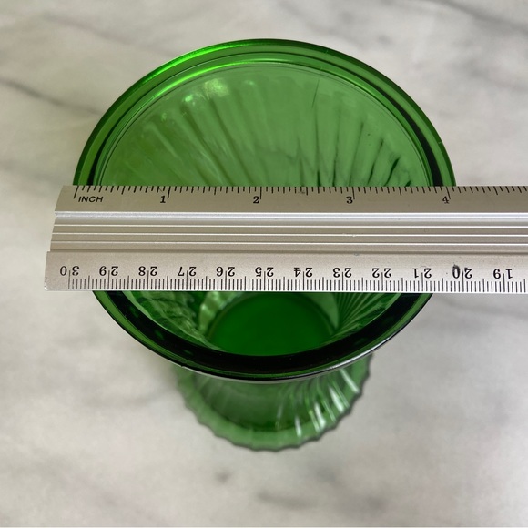 VINTAGE • Hoosier Green Glass Vase Swirl Pattern Pressed Indiana Bohemian Retro - Picture 6 of 8